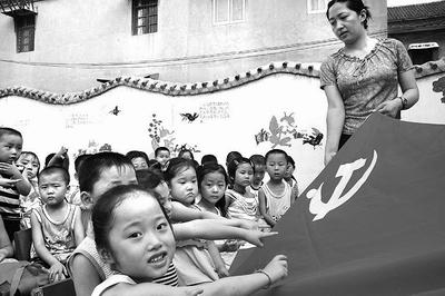 为什么欧洲王室喜欢“近亲结婚”,哈布斯堡家族甚至因此灭绝