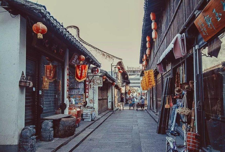 僵尸过人行道